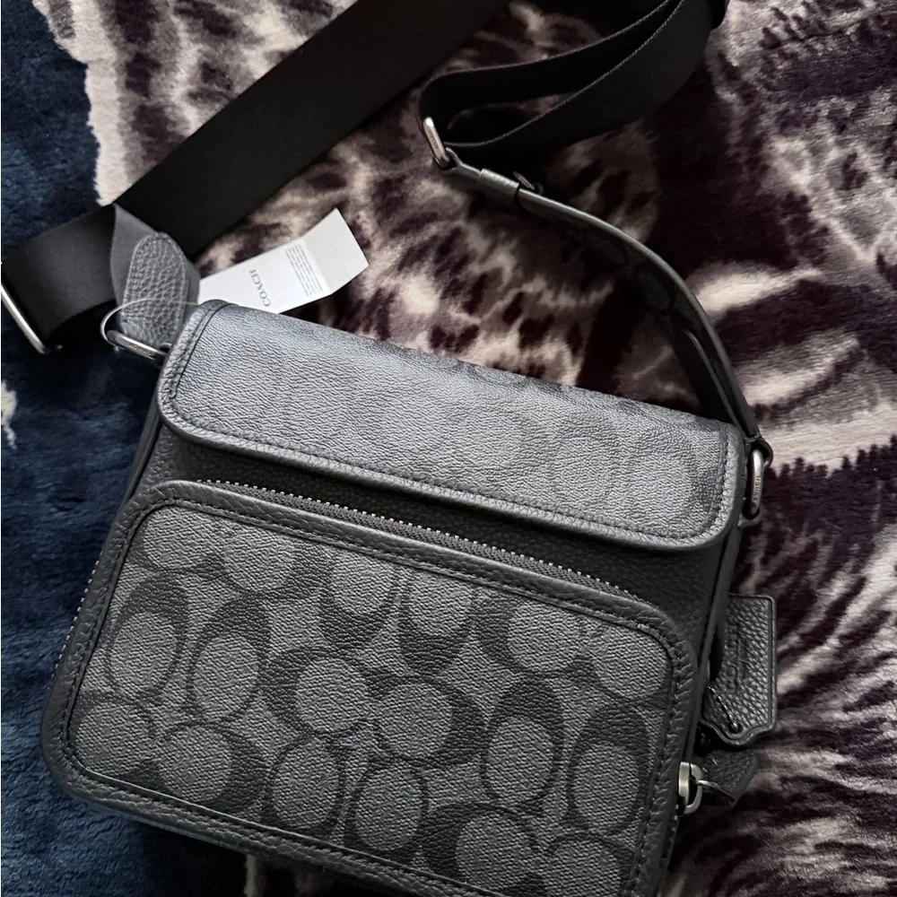 Elegant Gray Patterned Messenger Bag